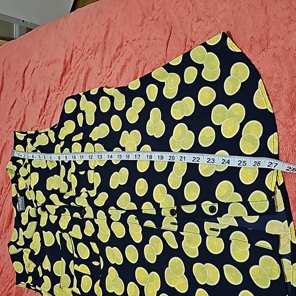 NWOT SOHO Jeans sleeveless button down  navy blue with lemons, pockets Sz L - Picture 6 of 7